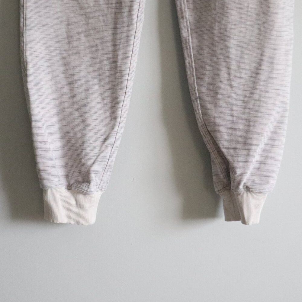 Lululemon Womens White Sz 4 On The Fly Pull On Athletic Stretch Luxtreme Joggers - Picture 10 of 14